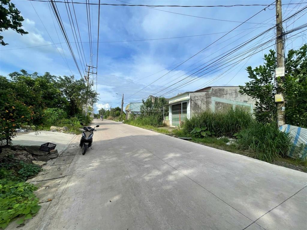 Bán đất mặt tiền đường đinh tiên hoàng. thị trấn trảng bom diện tích 7,3m x 16m vuông vức