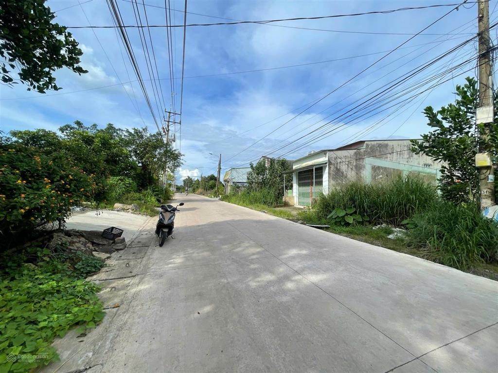 Bán đất mặt tiền đường đinh tiên hoàng. thị trấn trảng bom diện tích 7,3m x 16m vuông vức