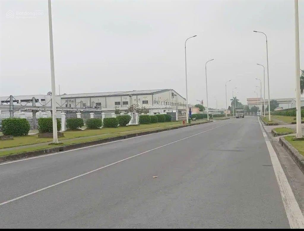 Bán lô đất trong kcn đồng nai. đã đóng thuế một lần. hỗ trợ bank. dt 42000m2
