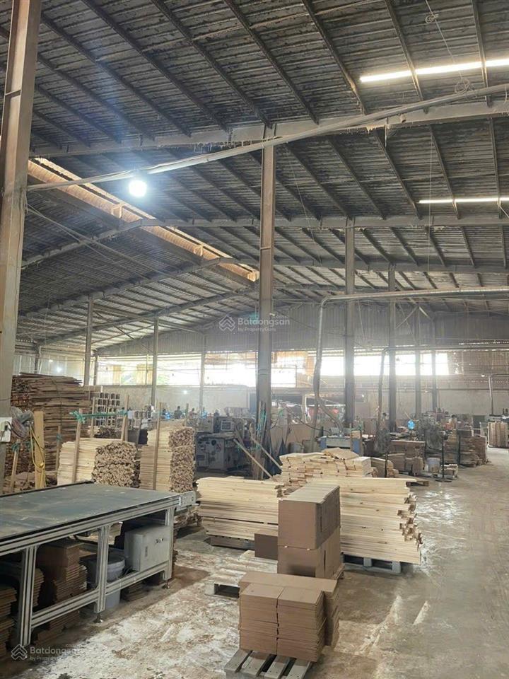 Xưởng giá rẻ đang cho thuê 110triệu/tháng. bán gấp nhà xưởng 3900m2 p. tân hoà, đồng nai