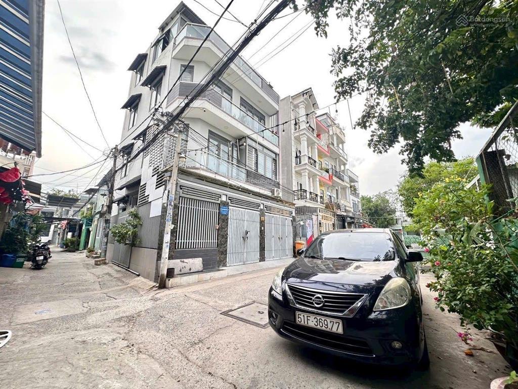 Chủ cần bán gồm nhà lầu và bốn phòng trọ đang cho thuê 15 triệu /tháng, tân thới nhất