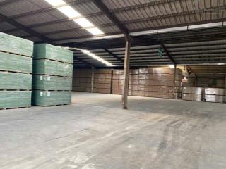 Cho thuê kho xưởng bàu bàng bình dương cũ diện tích khuân viên đất 9.000m2
diện tích nhà xưởng