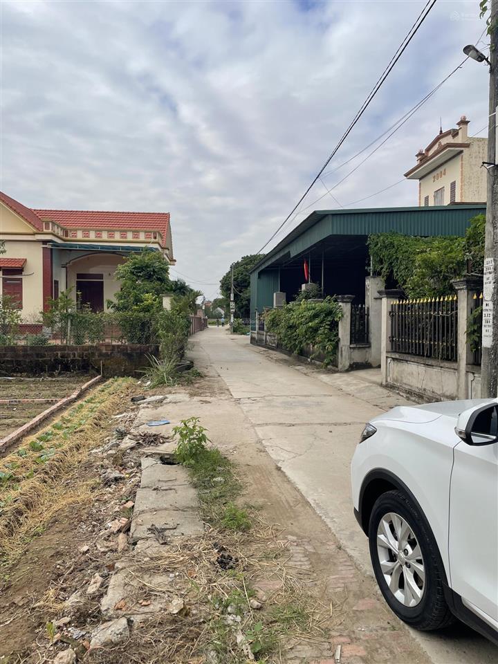 Bábán lô đất nhất trai, xã trung chính, lương tài bắc ninh  cạnh sân bay gia bình 82m2, 1,87 tỷ