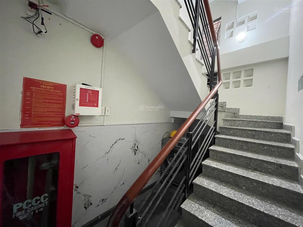 Chính chủ bán chdv 11p cho thuê 60 tr/ tháng giá 11.9 tỷ