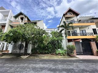 Biệt thự khu ven sông hiệp bình chánh. 120m2 ngang khủng 8m vừa ở vừa kết hợp làm công ty