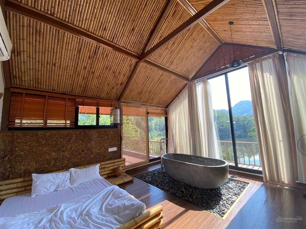 Chính chủ gửi bán cắt lỗ biệt thự đẹp tại thang mây  bản xôi ,view hồ, 7,8 tỷ, 287m2