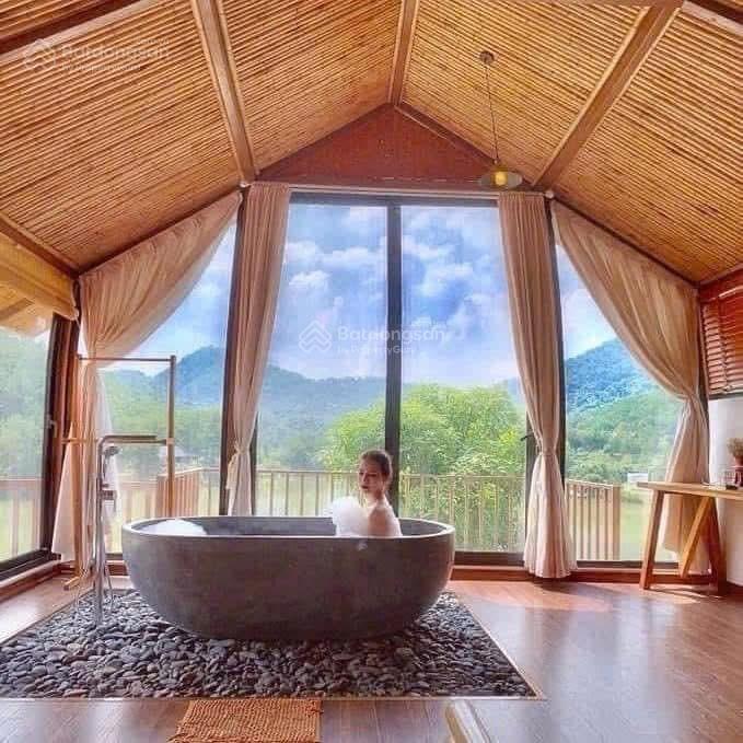 Chính chủ gửi bán cắt lỗ biệt thự đẹp tại thang mây  bản xôi ,view hồ, 7,8 tỷ, 287m2