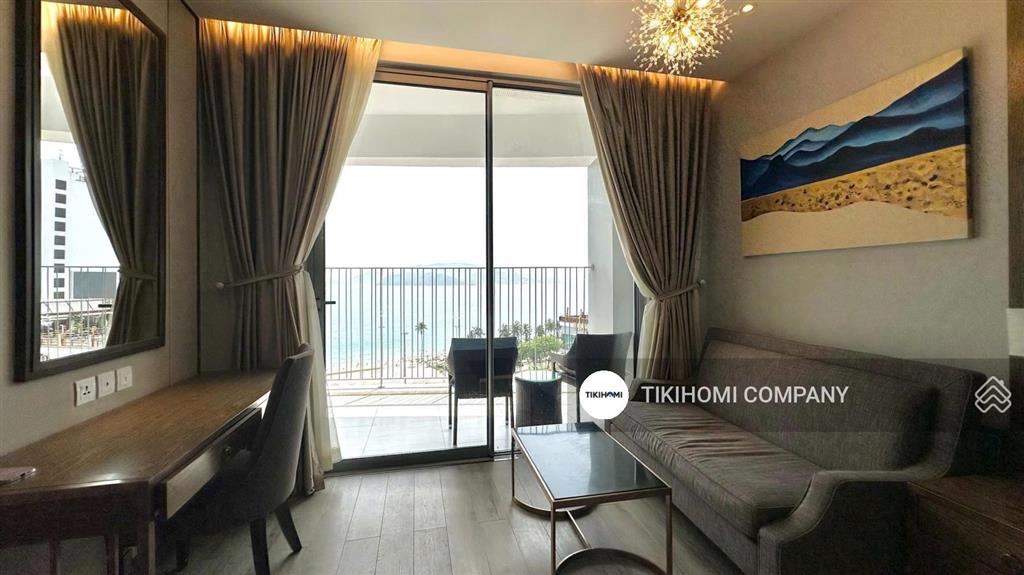 Giá tốt nhất thị trường, bán căn hộ view biển panorama ban công rộng  3,3 tỷ