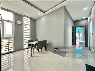 Căn hộ 2 phòng ngủ ban công lớn , siêu thoáng , sẵn nội thất gần đầm sen giáp q11