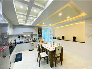 Bán nhà hxh 4 tầng, dt đất 75m2, mặt tiền 4,6m cực chất tại phạm hữu lầu, phú mỹ, q7,hcm chỉ 7,9 tỷ