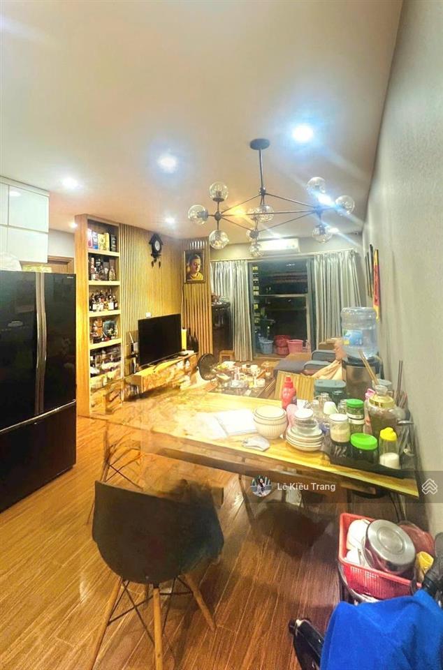 Bán gấp cccc ecogreen tầng thấp mặt đường nguyễn xiển 85m2 3 ngủ 2 vs view siêu đẹp 0366 472 ***