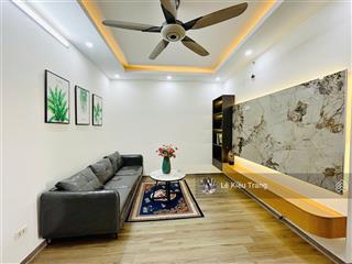 Bán chung cư tầng trung  2 ngủ 2vs  3.x tỉ  kim văn kim lũ  hoàng mai sđcc