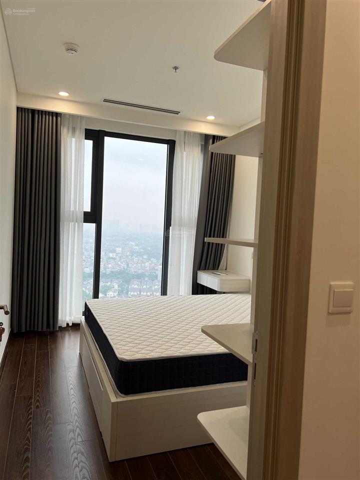 Chính chủ cần tiền bán gấp căn 1pn + 1 masteri west heights giá sốc 4 tỷ bao phí