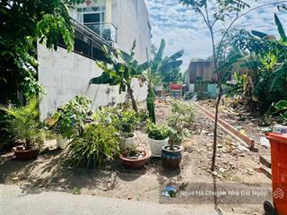 Cực hiếm! đất ngay ngã tư ga 80m2 giá bán chỉ hơn 2 tỷ, qua gò vấp chỉ 5p, đường nhựa thông mt