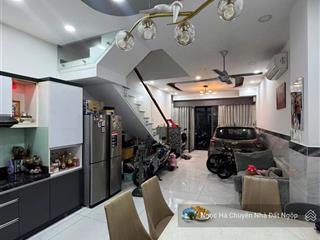 Cắt lỗ  nhà nguyên căn cho thuê 8tr/th ngay kcn vĩnh lộc mtđ nguyễn thị tú, cách ubnd 5p đi lại