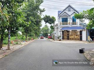 Cắt lỗ 83m2 giá 1 tỷ 930 trong kdc bconsi dĩ an, mt đường nhựa 14m thông 2 đầu, full thổ cư, shr