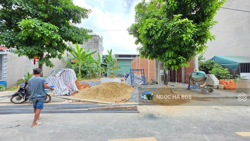Đất giá rẻ mt nhựa 12m trong kdc phú mỹ hiệp, 60m2/2t150 full tc gần ttyt dĩ an, shr