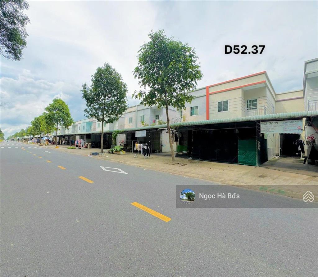 Cần bán dãy trọ 150m2 thu nhập 12 triệu/th trong kcn becamex bàu bàng, đường 8m shr