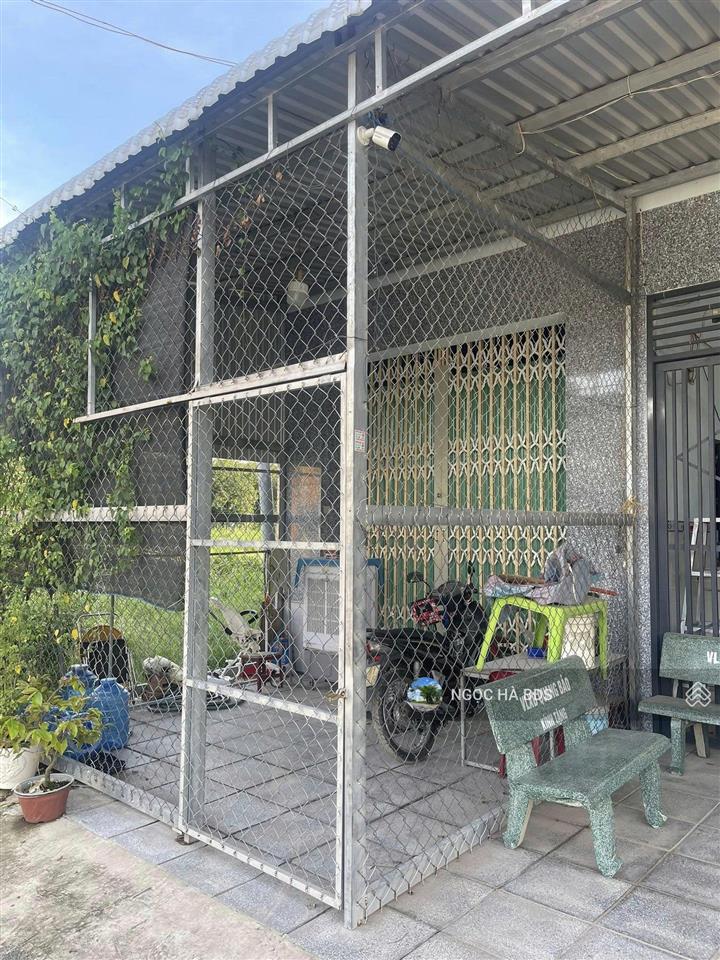 Chủ gấp tiền để dãy trọ 150m2 giá 795tr ngay kcn vsip 1, mt đường nhựa 8m, dòng tiền 10tr/th