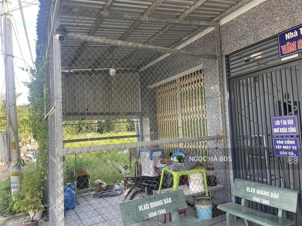 Chủ gấp tiền để dãy trọ 150m2 giá 795tr ngay kcn vsip 1, mt đường nhựa 8m, dòng tiền 10tr/th