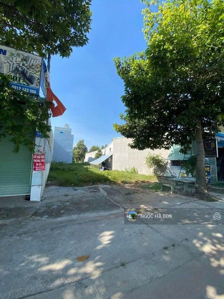 Bán 150m2/650tr đất mt kinh doanh đường nhựa nl14 thông 12m, ngay cổng kcn mỹ phước 3 rẽ vào 3p