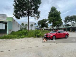 Chủ ngộp lô đất xây trọ 300m2 giá 1 tỷ 250 sát ecolakes, đường nl12 rộng 16m, thông ra kcn, shr