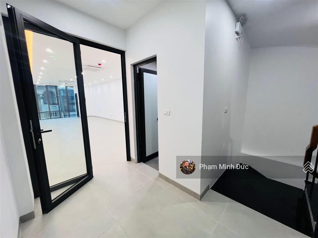 Toà văn phòng 73m2 x 9 tầng thang máy, có hầm ngay nguyễn khang nhỉnh 33 tỷ