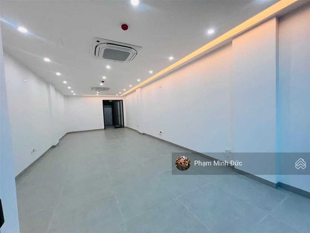 Toà văn phòng 73m2 x 9 tầng thang máy, có hầm ngay nguyễn khang nhỉnh 33 tỷ