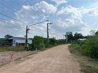 Gấp gấp cần bán nhanh lô đất sau lưng ủy ban giá lỗ 230tr, 350m2 sổ sẵn ở phú giáo tphcm