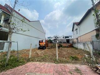 Thanh lí rẻ lô đất tại thủ dầu một dt 120m2 full thổ cư giá 1 tỉ 450 xây dựng cho thuê xưởng kho