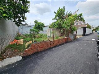 Ngợp lô đất ngay chánh phú hòa bến cát dt 250m2 giá 1 tỉ 150 đang cho thuê 9tr5/th shr