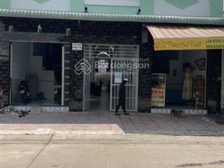 Thanh lý ngợp dãy trọ vip tại bạch đằng tân uyên 300m2, 14p 2 kiot 12p thu nhập 18tr/th