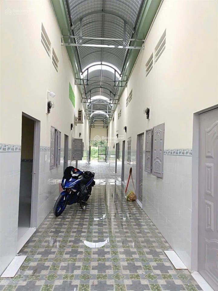 Cần bán gấp dãy trọ ngợp ngay khu becamex 300m2/ 1ty620 kd 14p 2 kiot 12p thu nhập 18tr/th shr