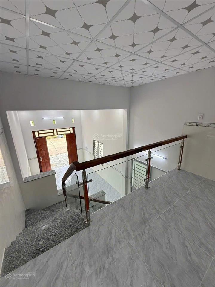 Ngợp ra gấp trọ đường n5 2 kiot  10 phòng 300m2, ngay gần chợ bàu bàng sát vách kcn becamex