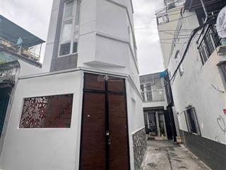 Trệt 2 lầu, sân thượng đúc  hẻm xe hơi quang trung  chợ hạnh thông tây  dt sàn 55m2, chỉ 3,45 tỷ