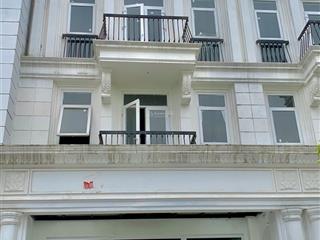Cho thuê nhà thô liền kề louis city đại mỗ. dt 96m2, 5 tầng, mt 6m
