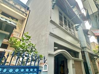 Lạc long quân  dân xây chắc chắn  ngõ nông  chủ nhà quan chức  tặng nội thất tiền tỷ