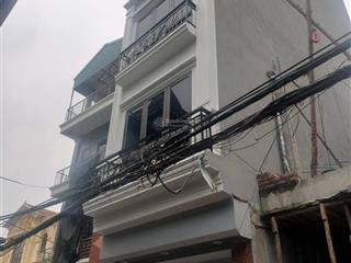 Bán nhà ngọc hồi, dt 60m2, 10 tỷ, 8pn, 8wc tại ô tô tránh, kinh doanh, thang máy