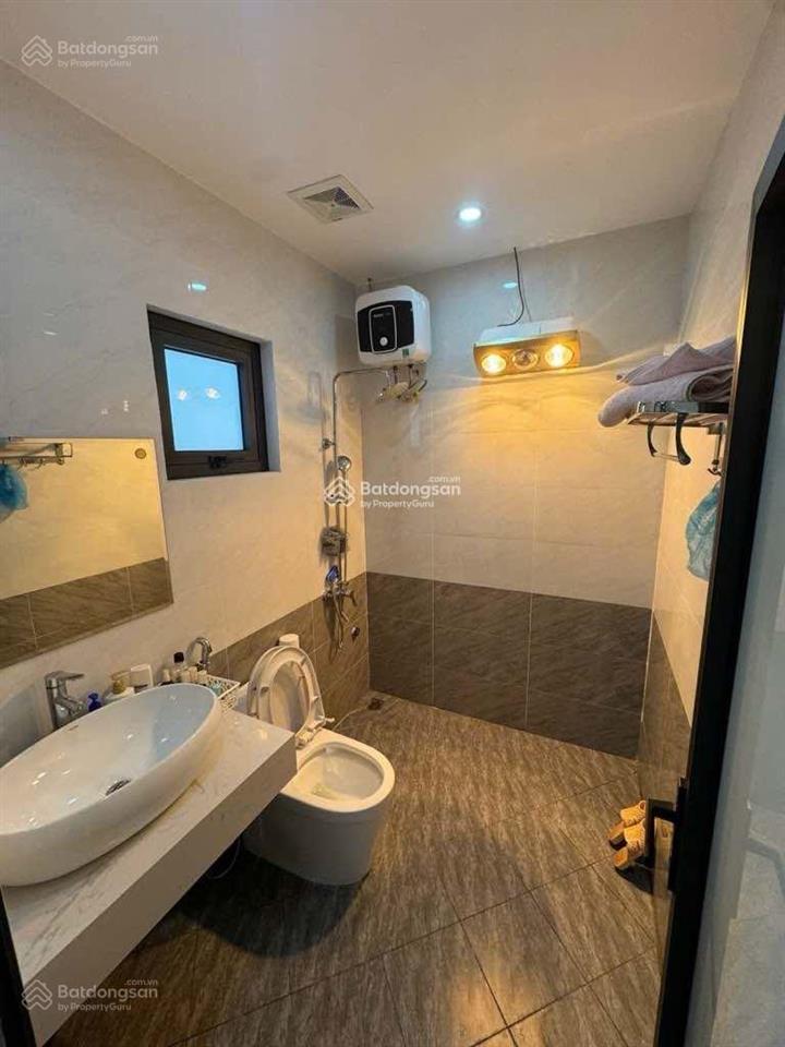 Nhà đẹp ngọc lâm  5 tầng mới tinh  ô tô đỗ cửa  giá chỉ 7 tỷ  chủ cần bán ngay