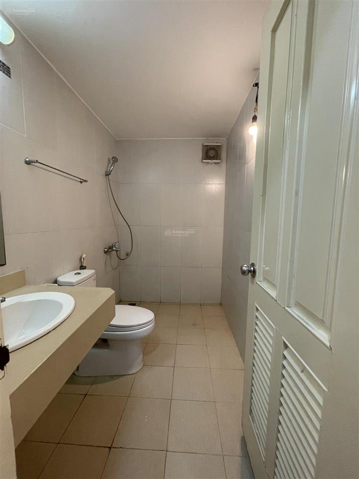 Chính chủ bán gấp căn hộ 06 ct7a khu đtm dương nội 2, giá 3tỷ850.  0352 248 ***