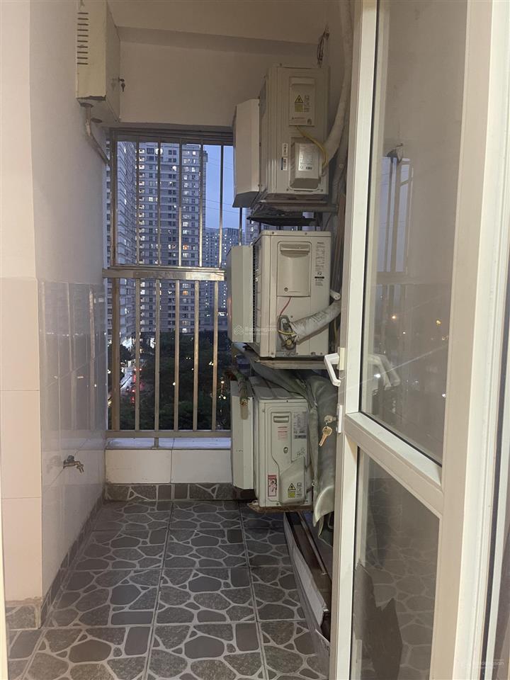 Chính chủ bán gấp căn hộ 06 ct7a khu đtm dương nội 2, giá 3tỷ850.  0352 248 ***