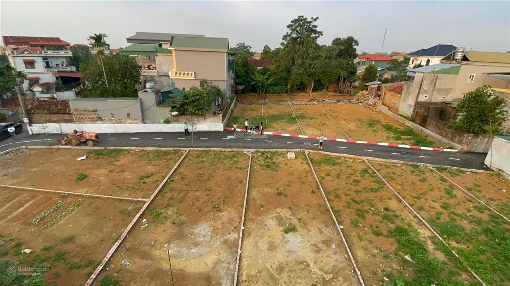 Nhỉnh 3 tỷ/lô full thổ 100m2 gần tđc bình yên sổ đẹp, 200m ra mặt đường