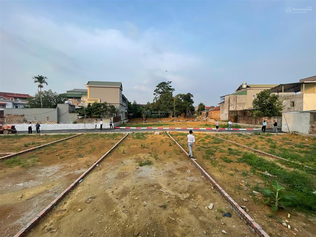 Nhỉnh 3 tỷ full thổ 100m2 xây ccmn 7 tầng, gần tđc bình yên sổ đẹp, 100m thông ra dt420