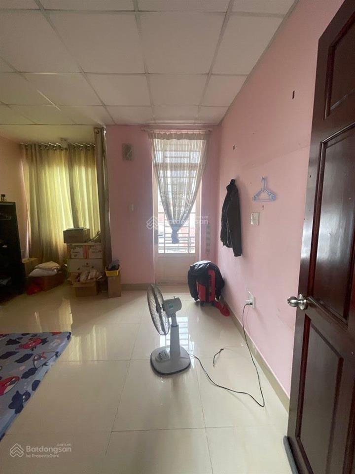 Nhà đẹp  lạc long quân  quận 11  hẻm oto thông  3 tầng  50m2  chỉ 6.x tỷ