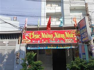 Bán khách sạn sát mặt tiền đặng thúc vịnh, đông thạnh, hóc môn, đúc 7 tầng, 4.5mx40m, giá 10.9 tỷ