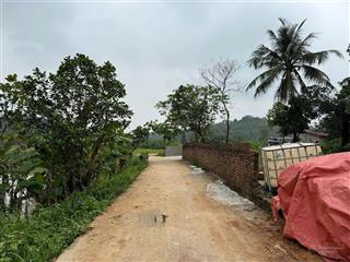 Bán gấp lô đất view hồ giá rẻ nhất kvđường ô tô thông thoáng pháp lý sạch an ninh tốt gần thị trấn