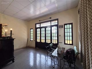 Bán nhà 2 tầng 285m2 đường nguyễn trãi nở hậu  kinh thành huế