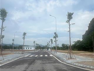 Bán đất ven sông,view đẹp, gần khu du lịch, sân golf tại chine hòa bình chỉ 1,6 tỷ