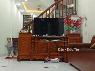 Nhà la phù 33m  đủ công năng ngay gần trục chính.