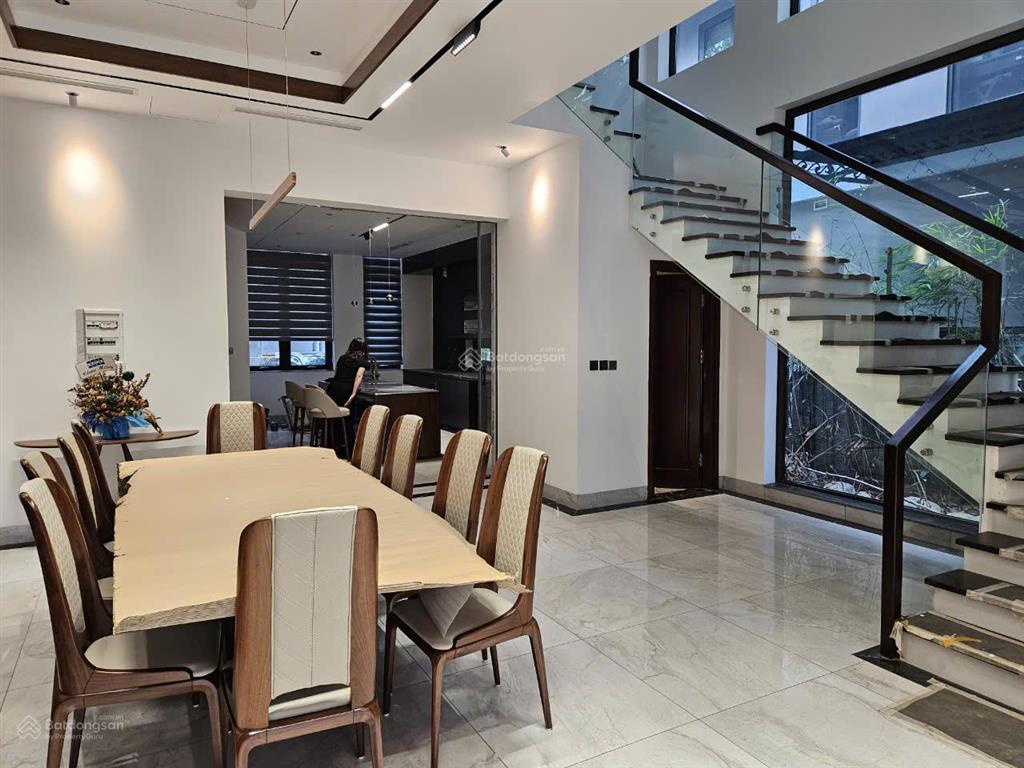 Chính chủ bán biệt thự đảo diện tích 270m², full nội thất mới tinh, giá tốt